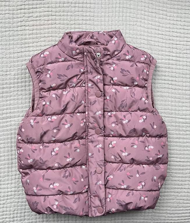 Manor Altro abbigliamento per bambina: Gr.92, Weste gesteppt von Manor lila – Usato da Gattikon venduto da AnnettFloh