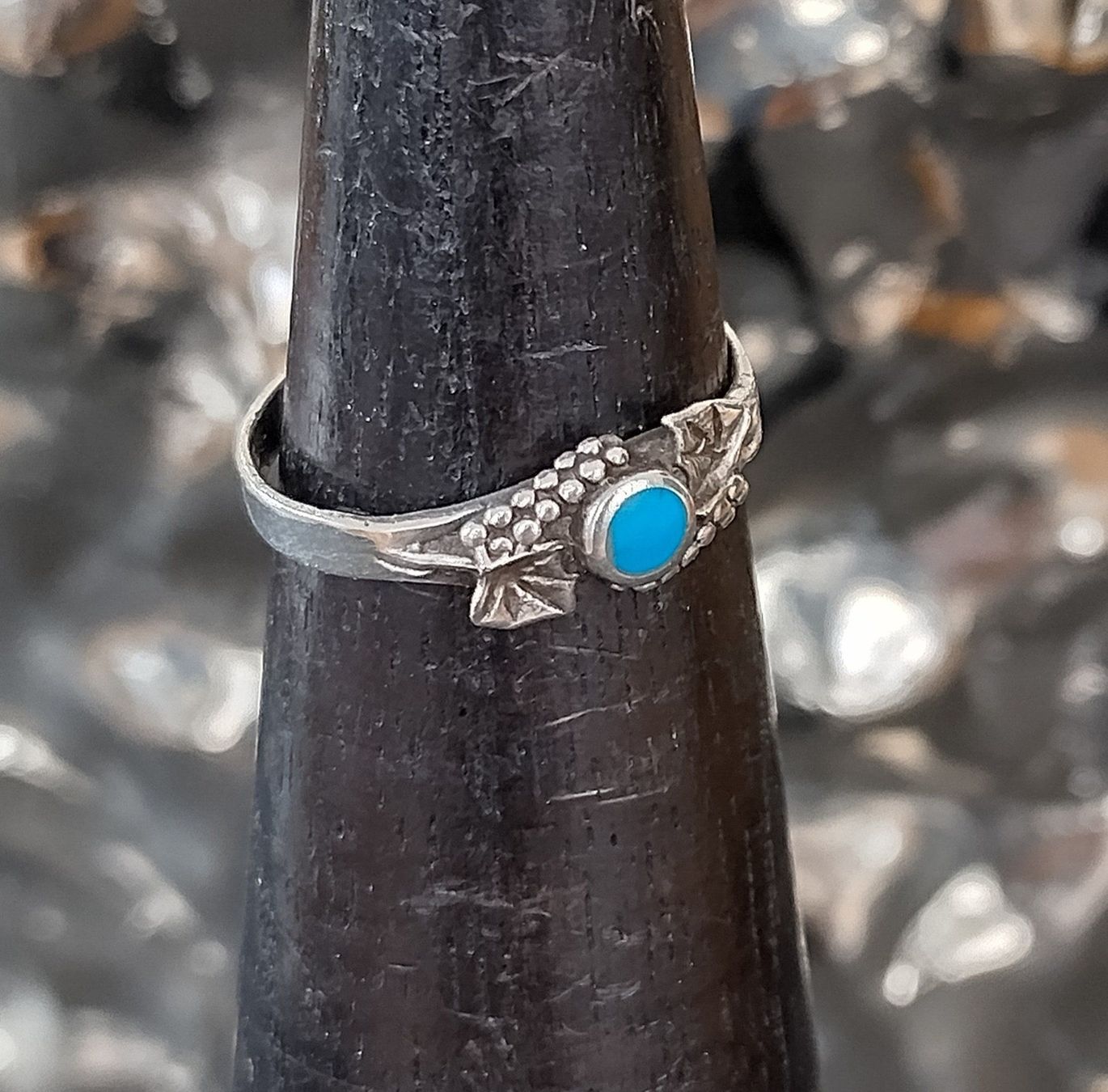Anelli: RING SILBER 925 MIT TÜRKIS UND REBEN – Usato da Romanshorn venduto da Glitzer-Paradies 5