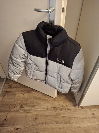 Warme Winterjacke / Puffer Jacket in Grau & Schwarz Gr.S