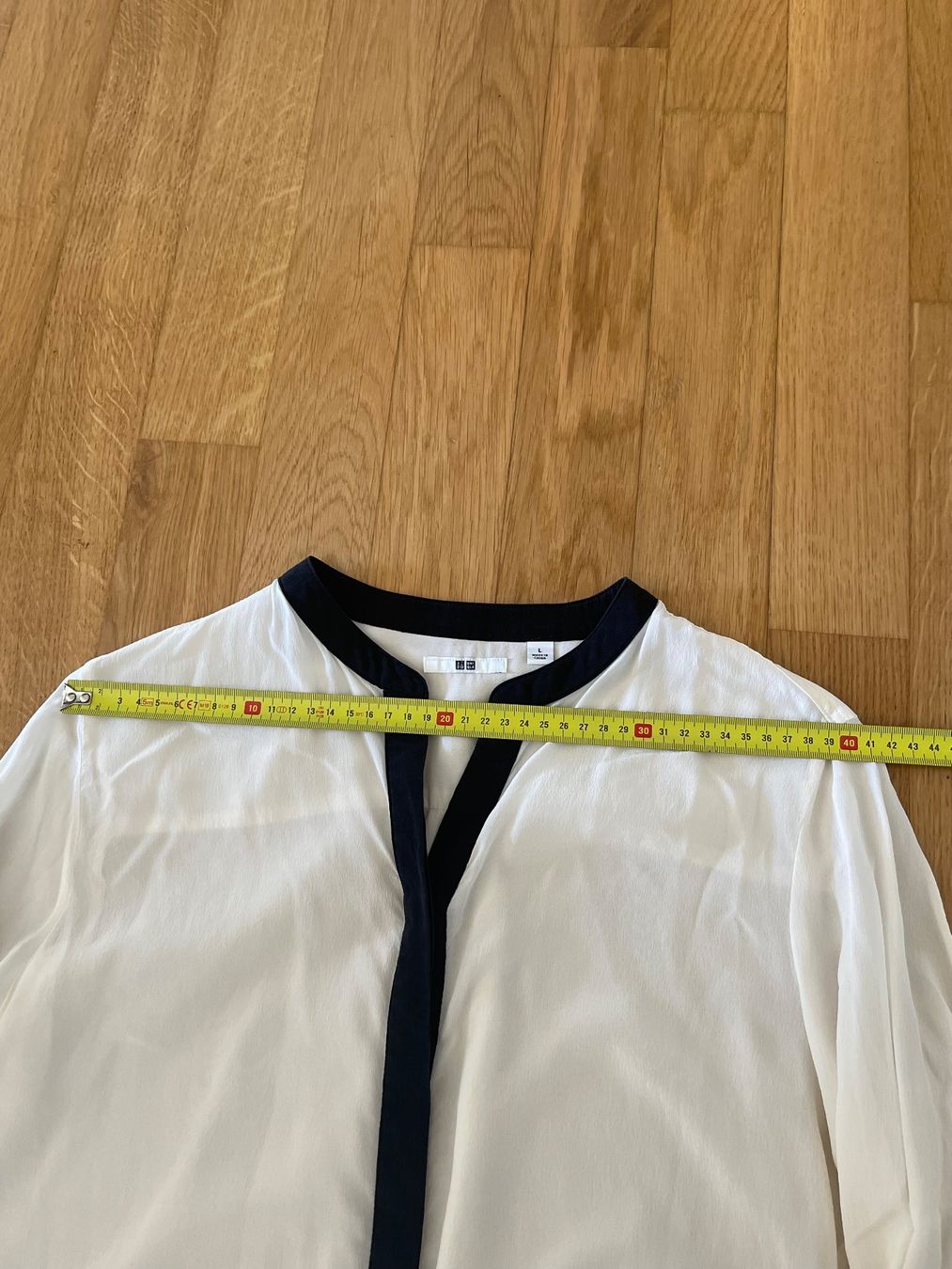 Uniqlo Chemisiers: Bluse UNIQLO – D'occasion à Zürich par Keks18 2