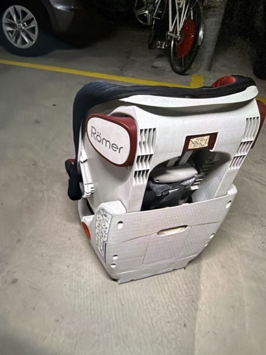 Britax Römer Seggiolini per auto: Römer Kindersitz top Zustand – Nuovo (secondo la descrizione) da Zuchwil venduto da dar_py9z 4