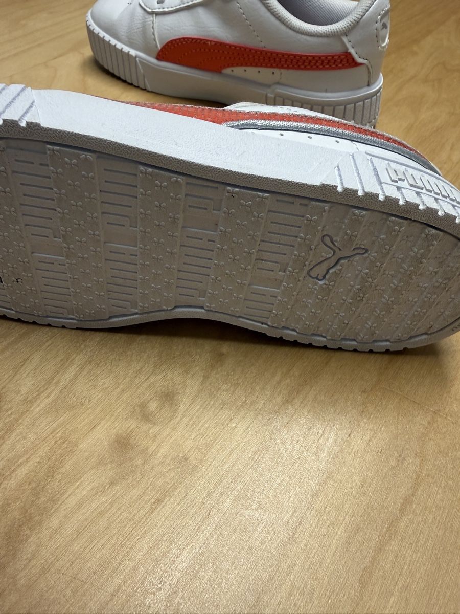 Puma Scarpe per ragazze: Kinder schuhe Puma 27 gr – Usato da Dübendorf venduto da Ilsaporedelviaggio 2