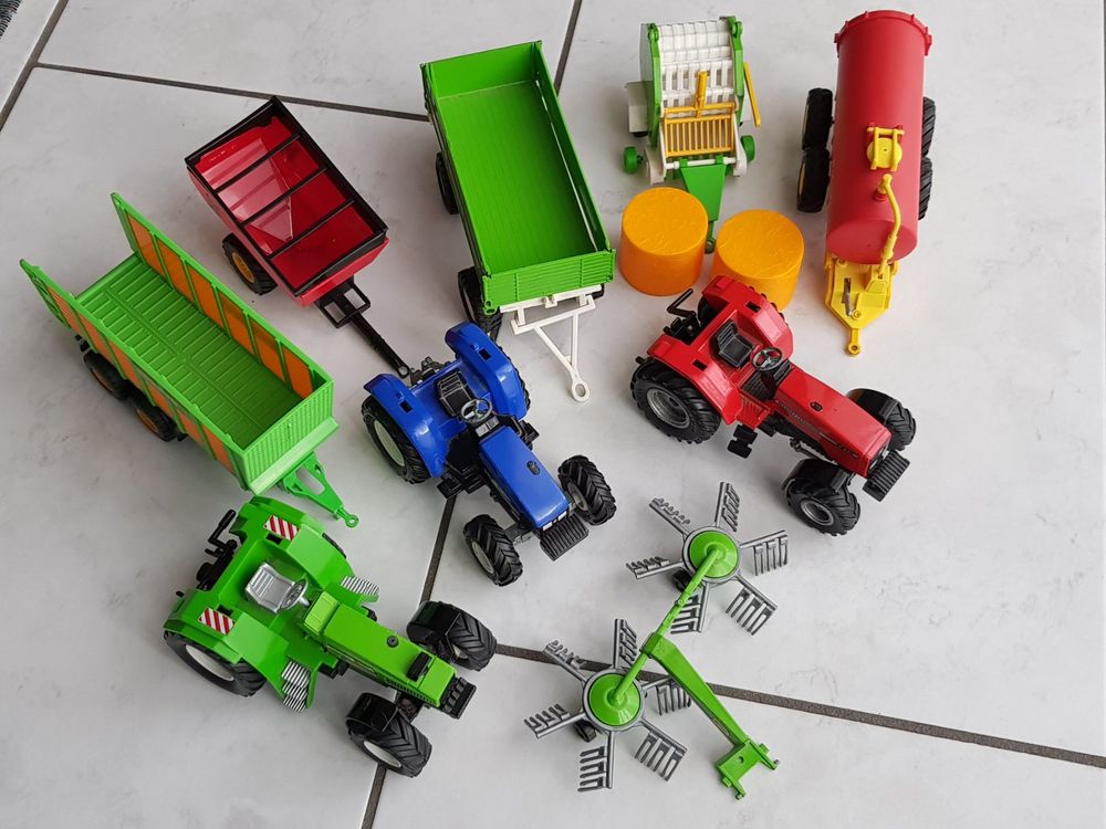 SIKU FARMER 1:32 Konvolut 7 Traktoren + 2 Anbaugeräte + 1 Anhänger EUR