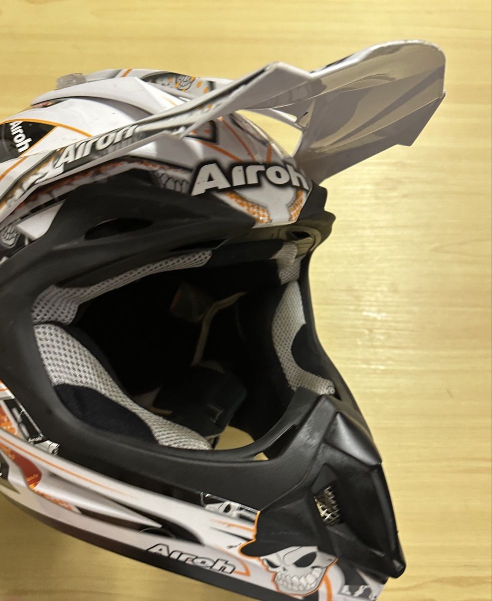 Airoh Caschi & visiere: Limitierter Airoh Crosshelm – Usato da Ulisbach venduto da PET-030 2