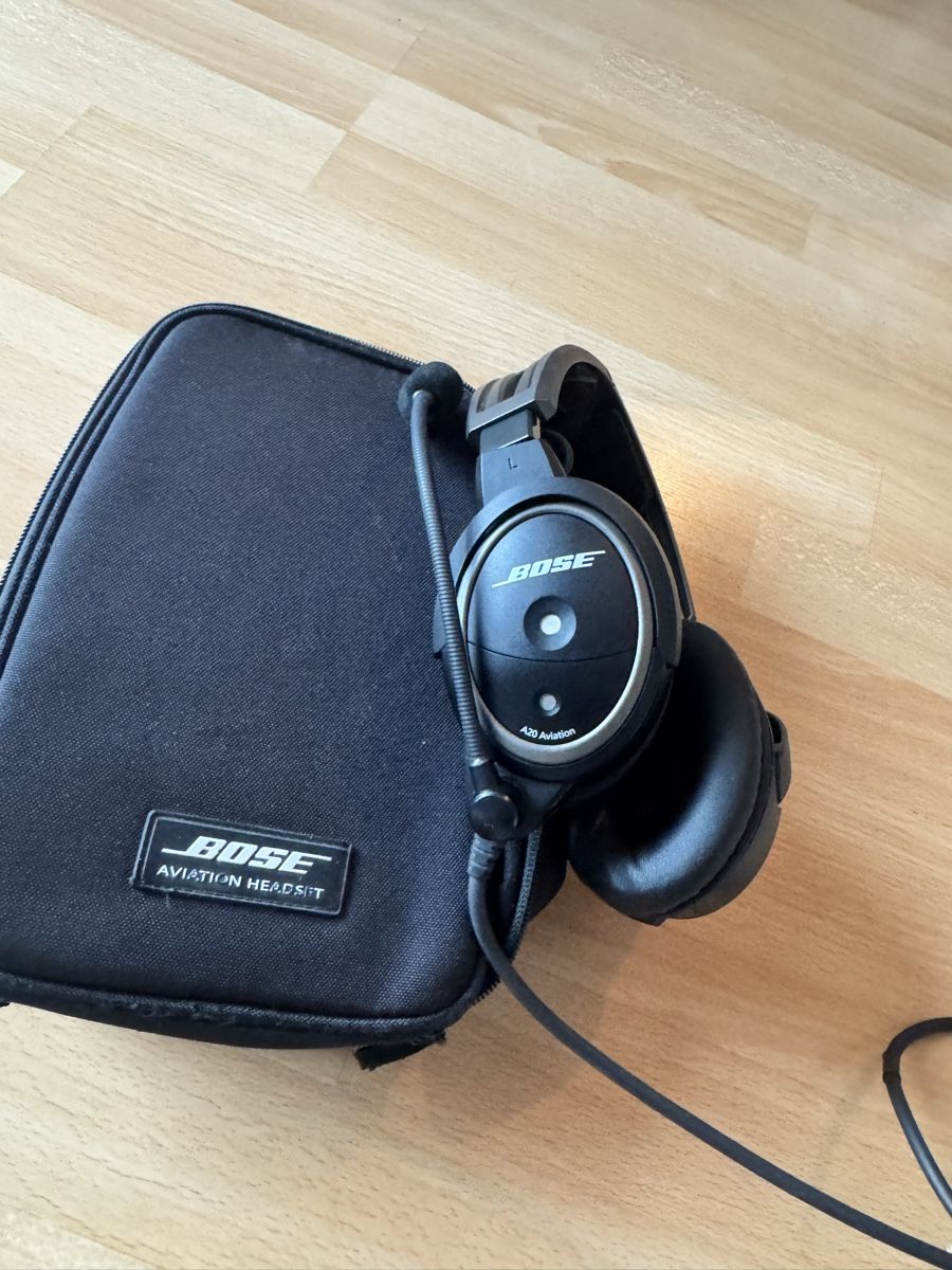 Bose Kopfhörer: Bose A20 Bluetooth- DEFEKT – Defekt aus Triesenberg von flatheadrider 2