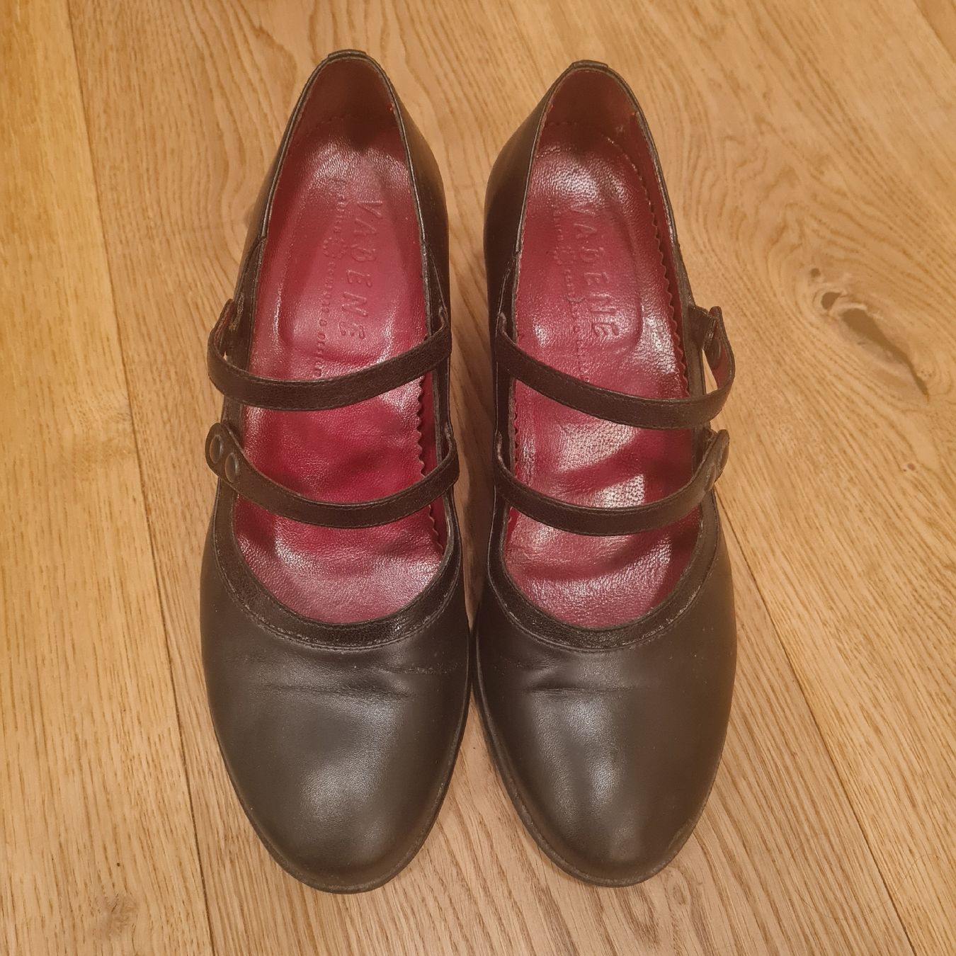 Scarpe da donna: Vabeene Pumps, neuwertig, Gr 39 – Nuovo (secondo la descrizione) da Uster venduto da trilio 1