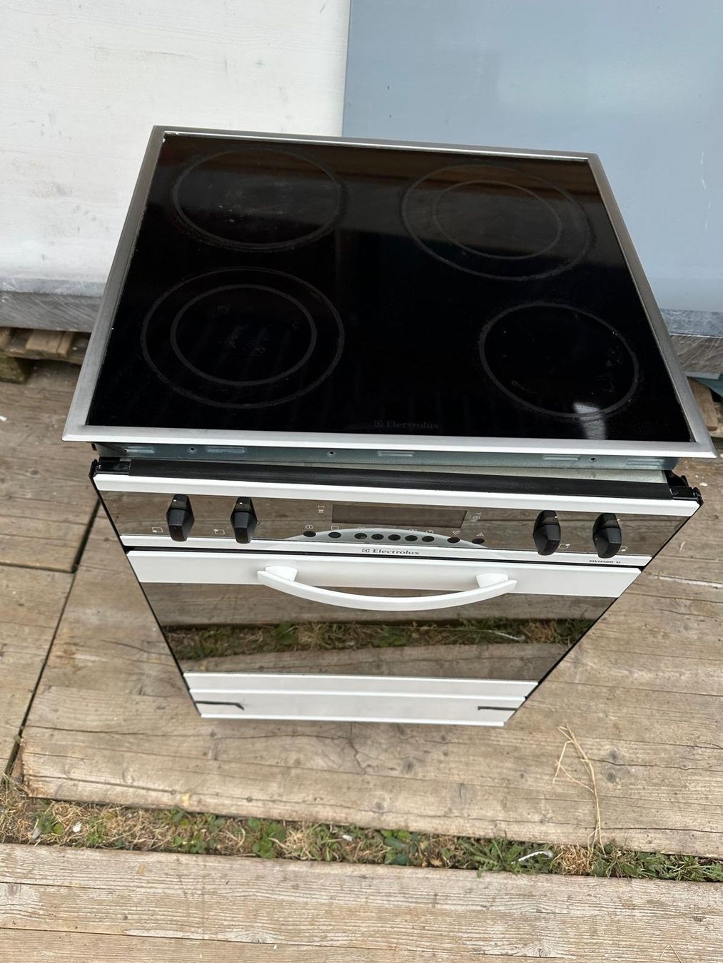 Electrolux Herde: Backofen mit Glaskeramik ELECTROLUX – Gebraucht aus Spreitenbach von Space_X 1