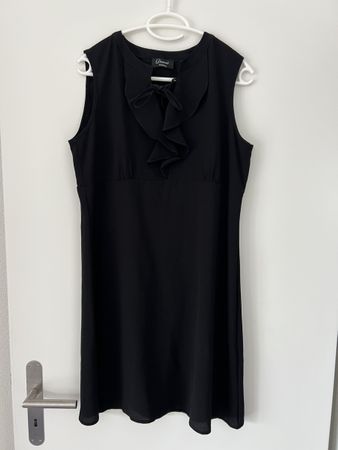 Schwarzes sommerliches Kleid Grösse 40/42