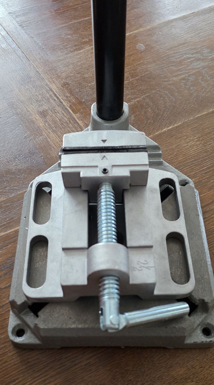 Wolfcraft Bohrmaschinen: Colonne pour perceuse – Neu (gemäss Beschreibung) aus Le Sentier von dperazzi