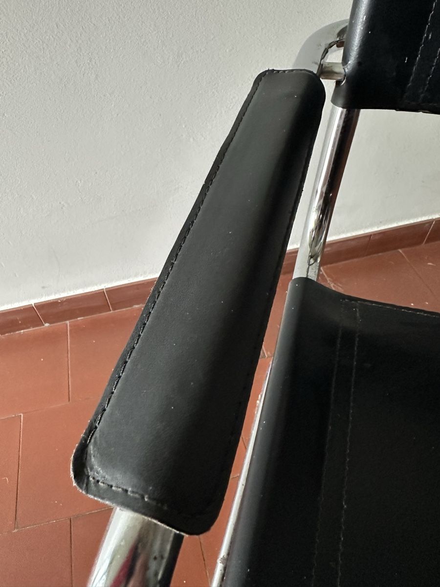 Stühle: Chaise cantilever noir avec structure chromée – Gebraucht aus gollion von Palus_Pocus 3
