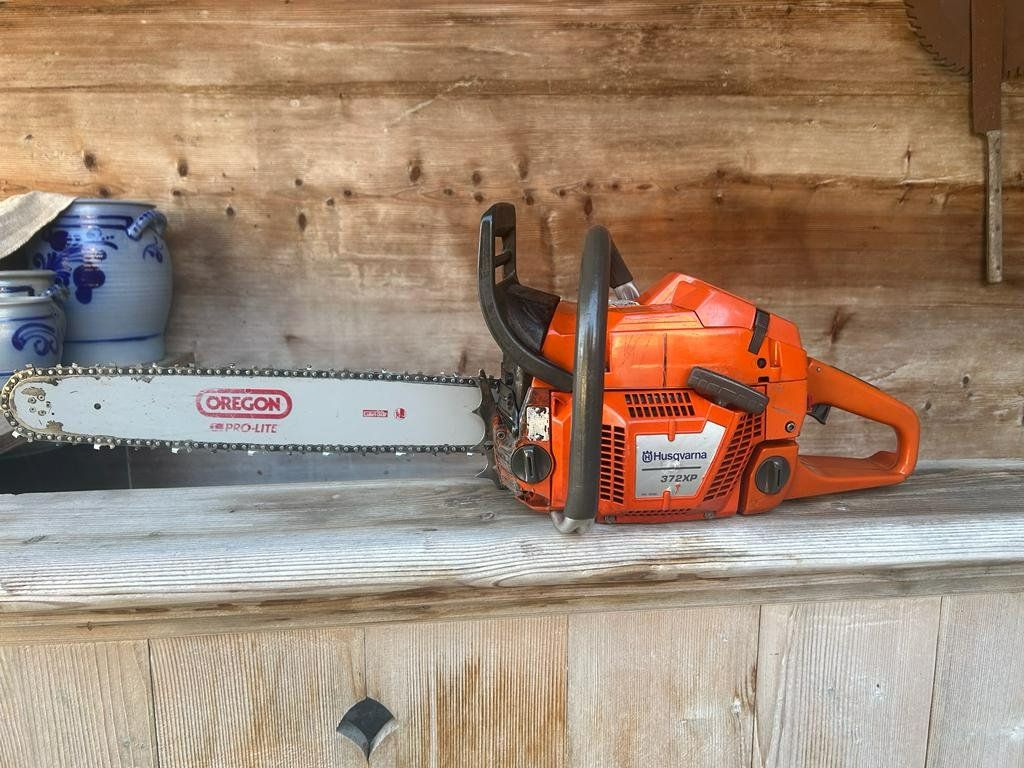 Husqvarna Scies: Husqvarna 372 XP – D'occasion à Richigen par