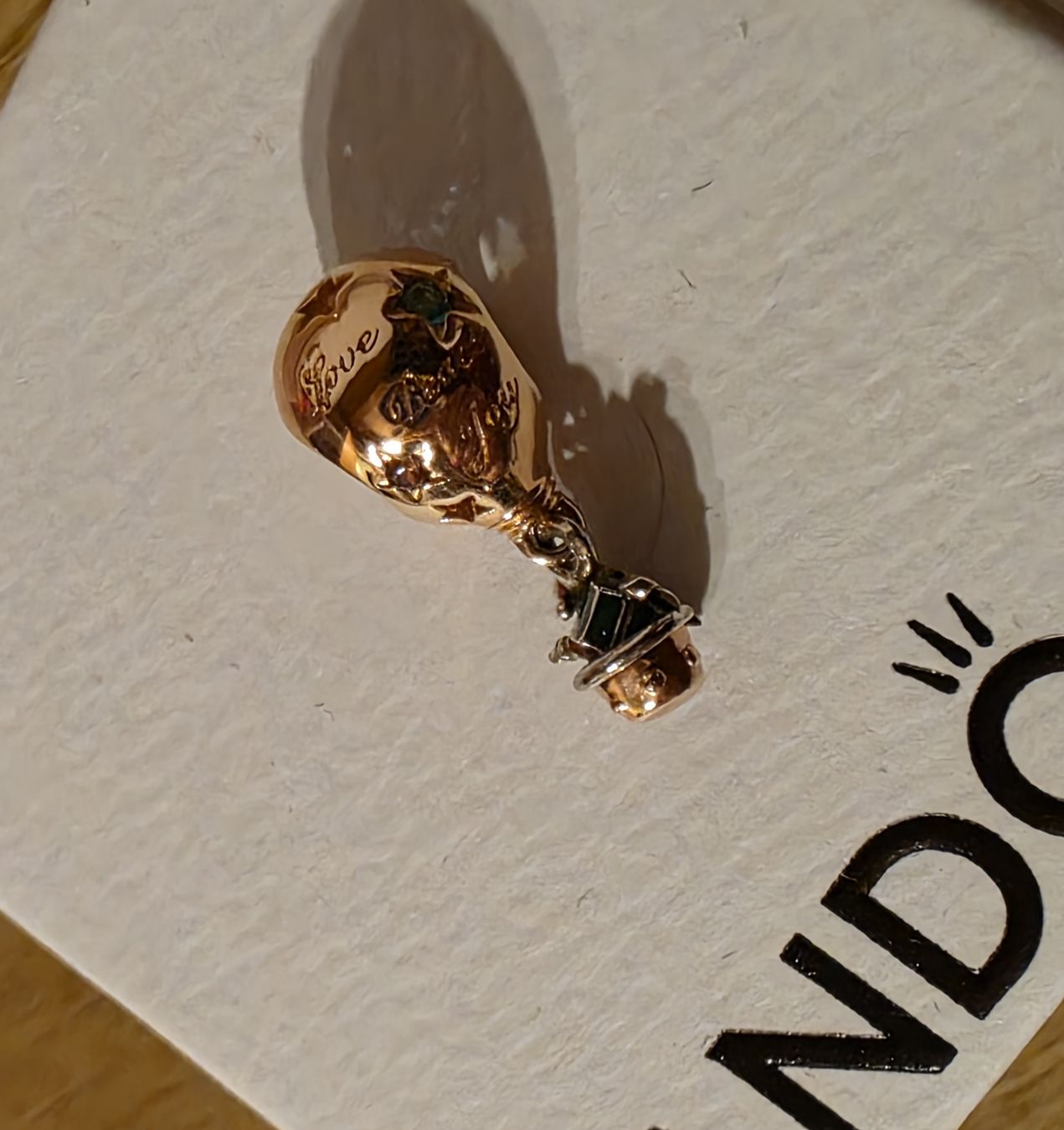 Pandora Anhänger: Pandora Nikolaus Charm – Neu und originalverpackt aus Zernez von mol_hd6r 5