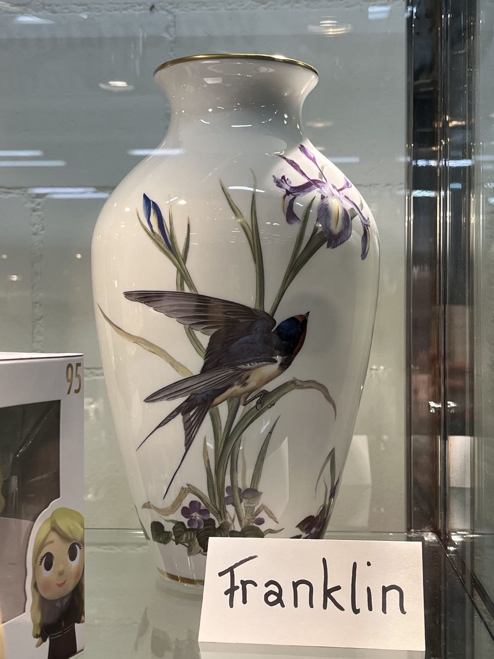 Franklin Porcelain Vase & Récipients: Franklin Porcelain Vase – D'occasion à Gersau par pol_x2xd
