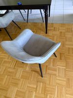 4 Esszimmerstühle grau mit Armlehnen