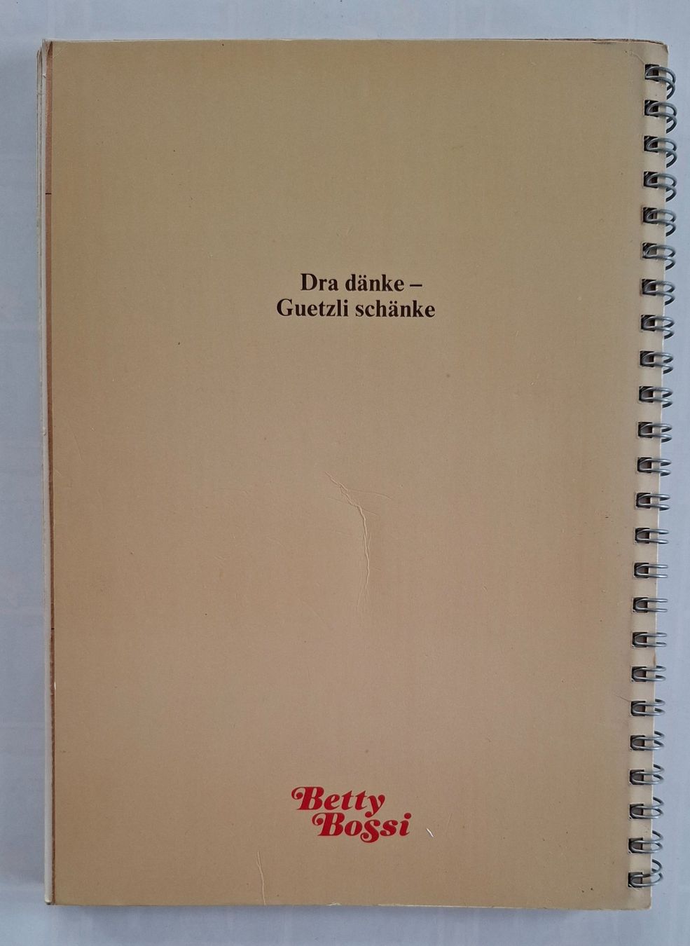 Libri: Guetzli mit Betty Bossi – Usato da Opfikon venduto da Diversamente 1