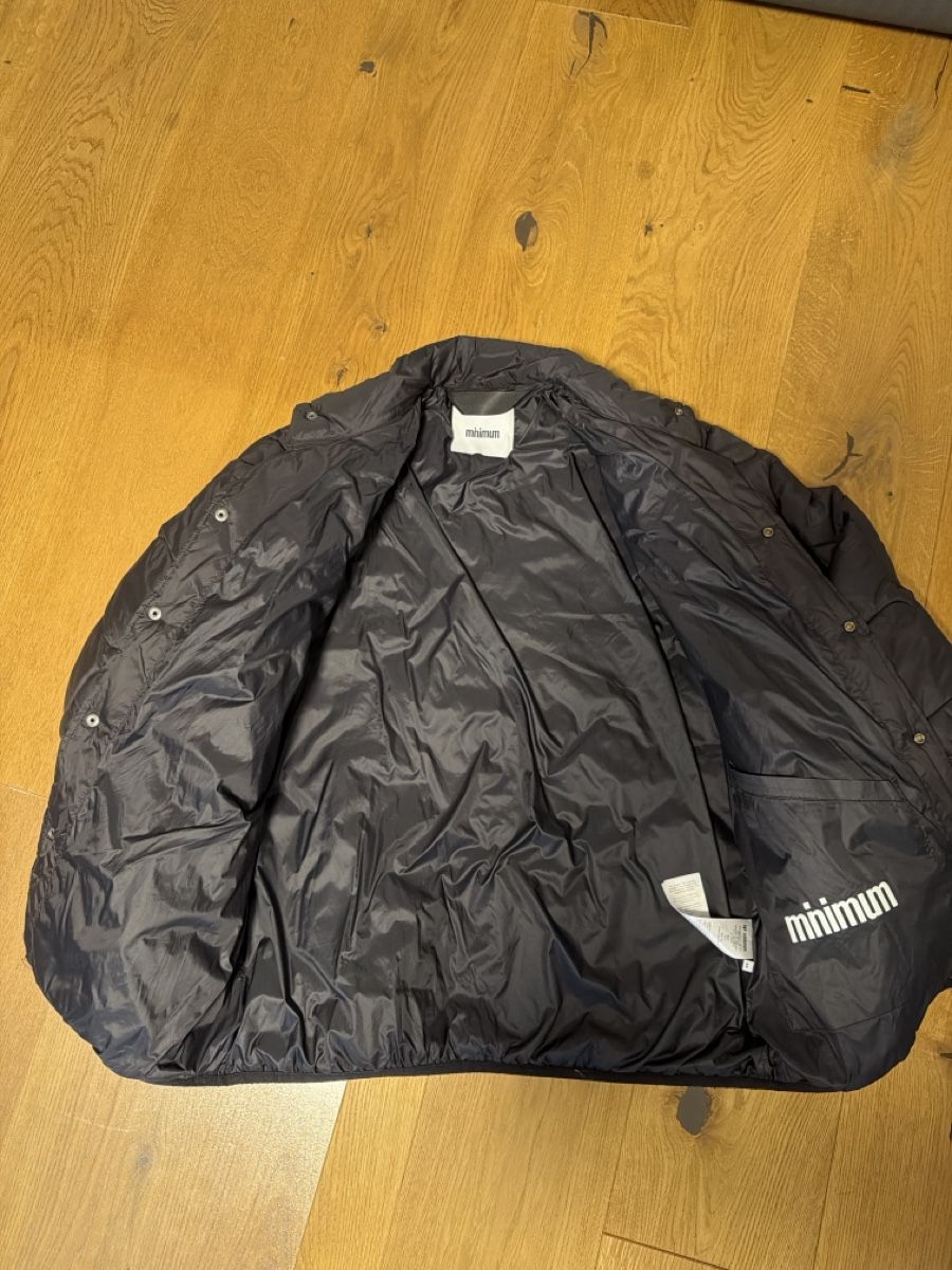 Jacken: Step Daunenjacke Gr. M / schwarz – Neu (gemäss Beschreibung) aus St. Gallen von Janeli. 4