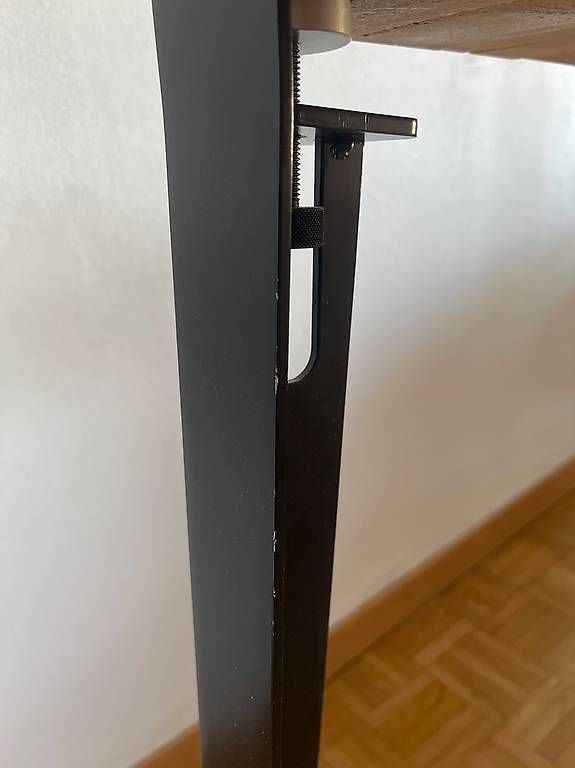 Altri mobili: Tiptoe Tischbeine – Usato da Basel venduto da che_qj52 2