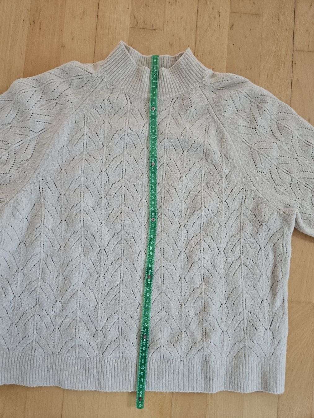 Uniqlo Pulls & Sweat-shirts: Uniqlo Pullover Strick beige Grösse M – D'occasion à Wettingen par Sk8ertomda 1