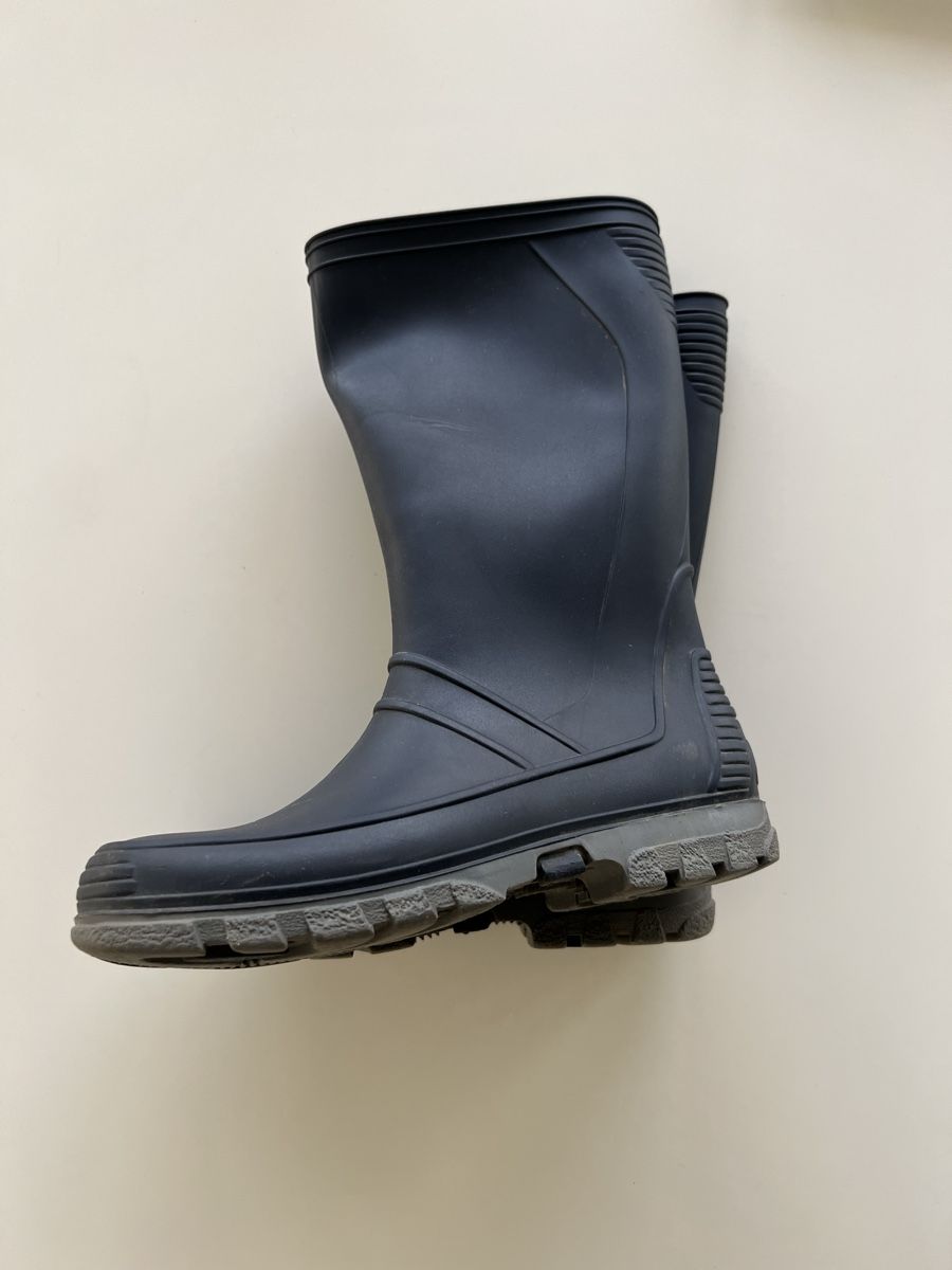 Scarpe da uomo: Bottes de pluie taille 34 – Usato da Sion venduto da jerermy1911 1
