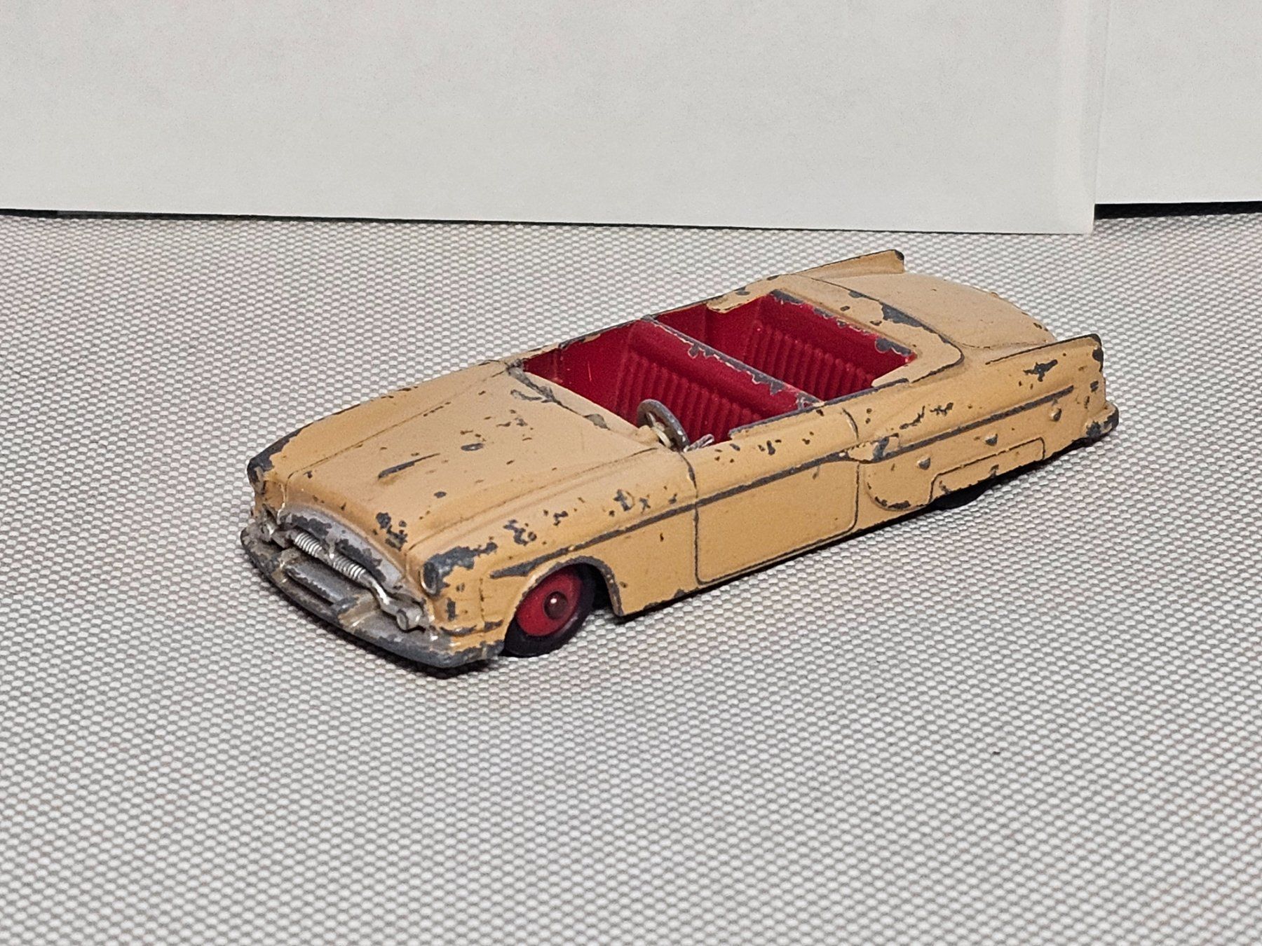 Dinky Toys Voitures modèles: Dinky Packard Cabriolet – D'occasion à Starrkirch-Wil par easygo13