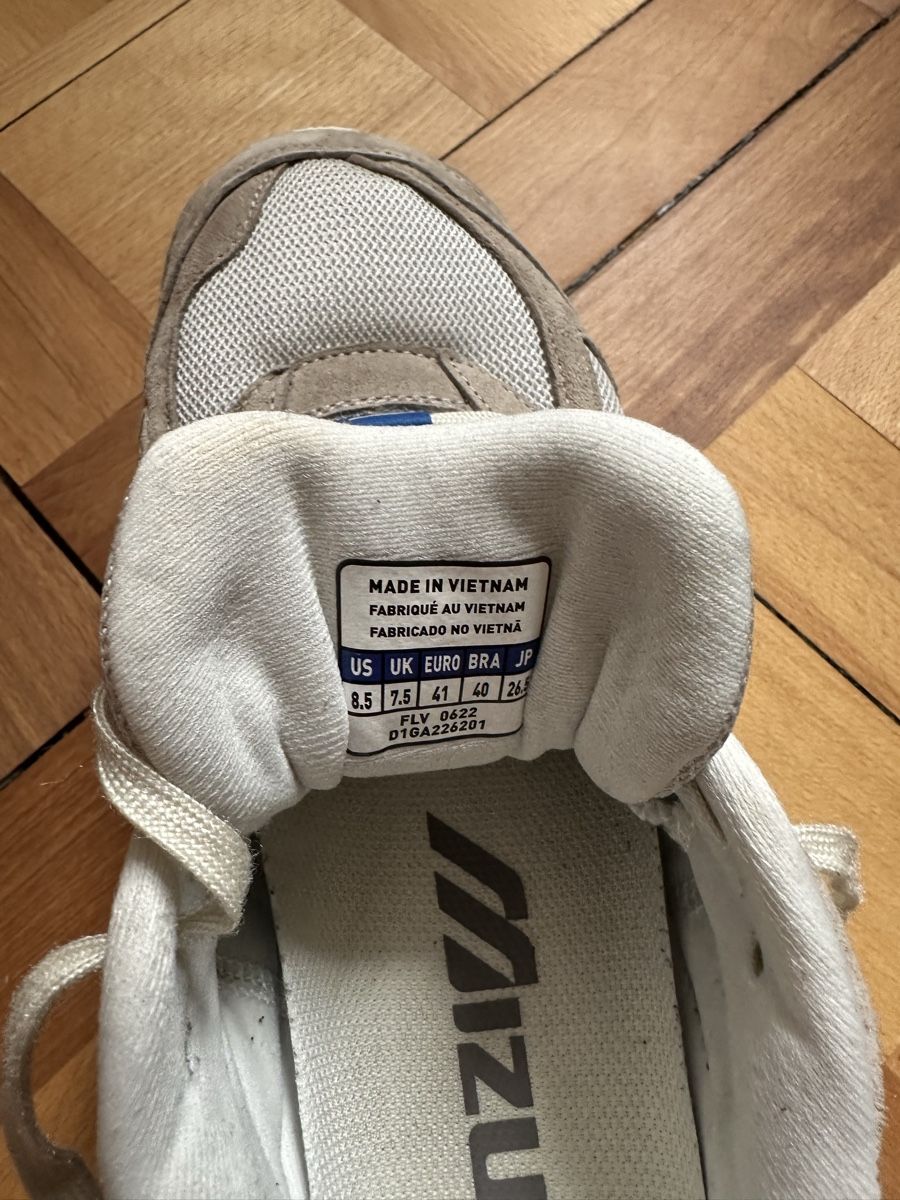 Mizuno Herrenschuhe: Mizuno Sneaker Size 41 – Gebraucht aus Zürich von Haafaa 3