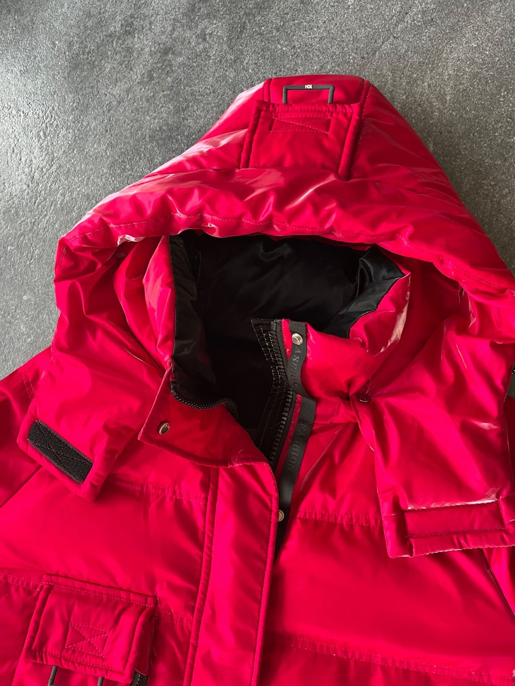 Giacche: H/UGGED/U Damen Daunenjacke - Größe L – Usato da Kilchberg ZH venduto da Simlife 6