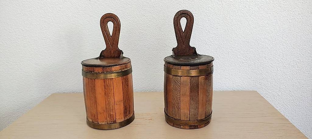 Sonstiges für Haushalt & Wohnen: Antike Holzeimer, Firkin oder Milchbrente – Gebraucht aus Bülach von Surbetone