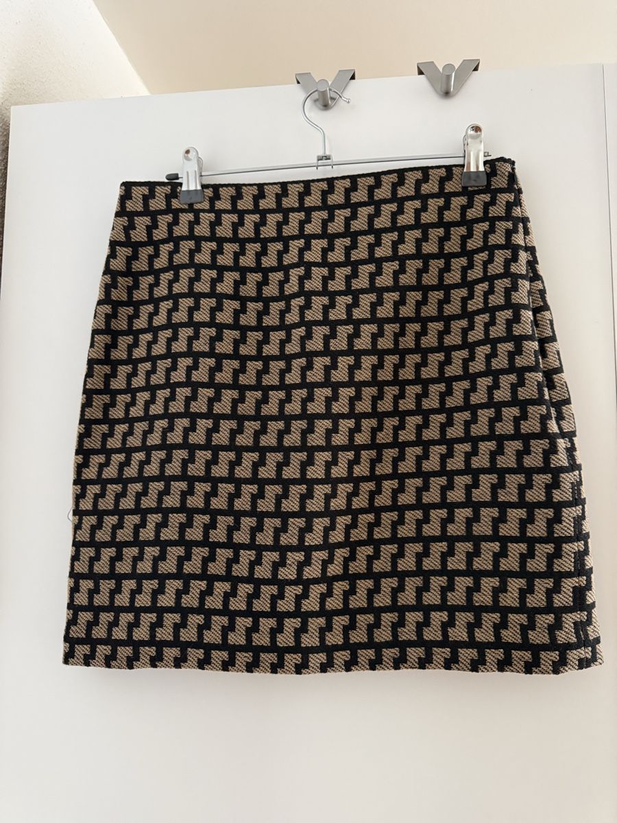 Hallhuber Gonne: Hallhuber Rock Gr. 36 Beige/Schwarz Muster – Nuovo e nell'imballaggio originale da Niederhasli venduto da R__A