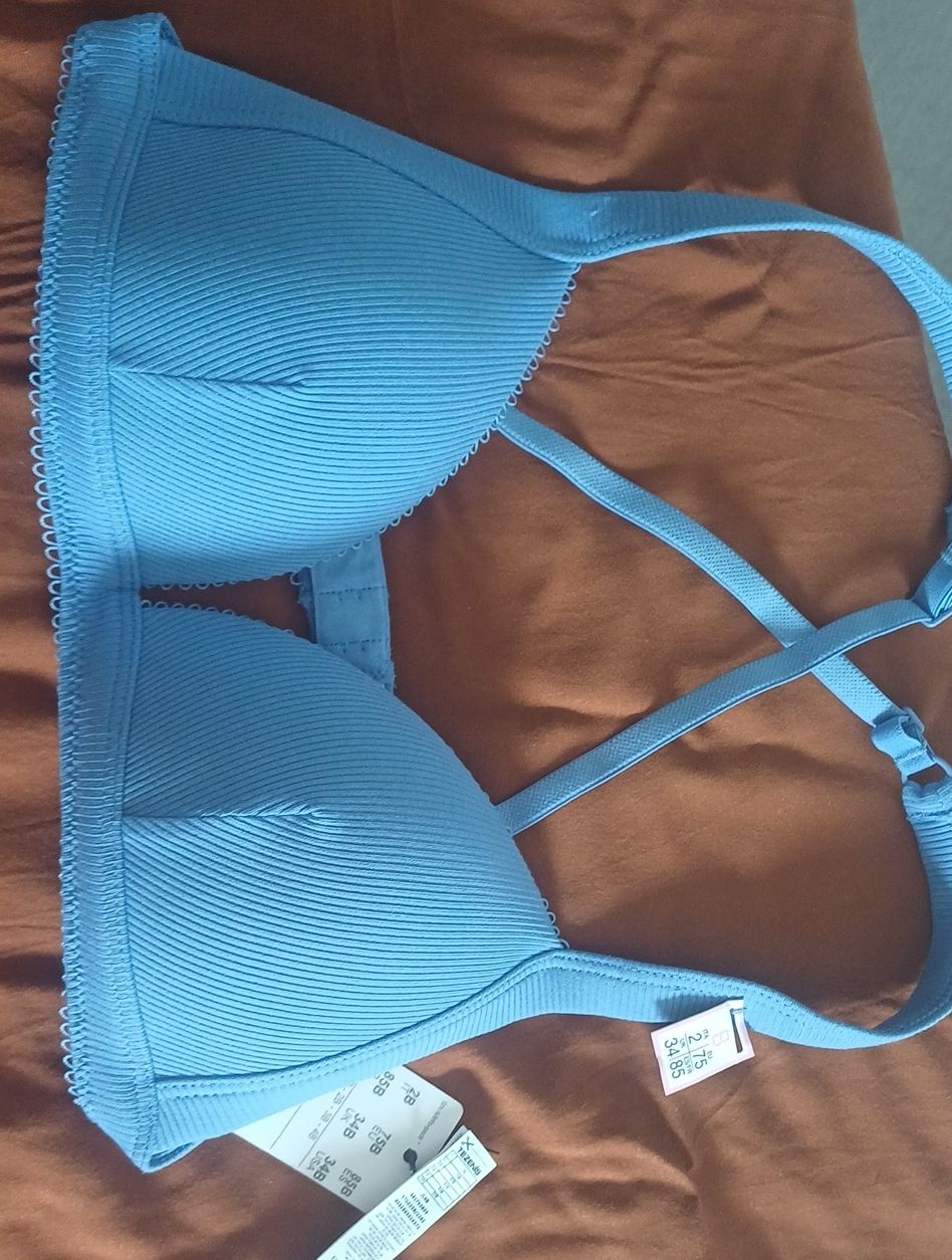 Altra biancheria intima: Büstenhalter blau Grösse 75B mit Etikett – Nuovo e nell'imballaggio originale da Riniken venduto da Lessy-