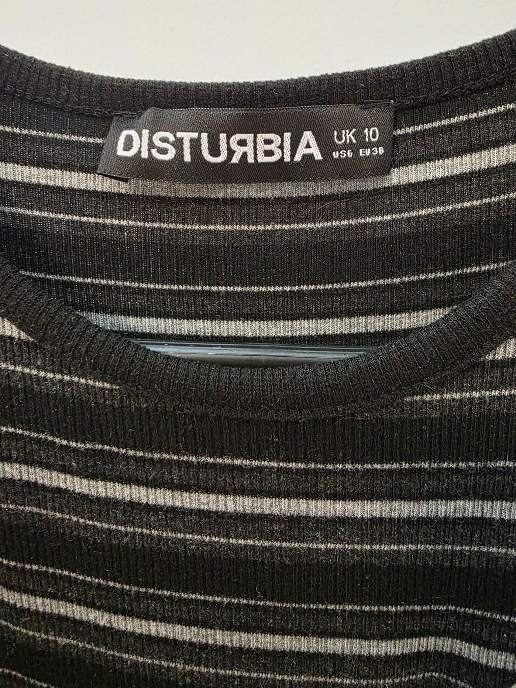 Robes: Gestreiftes Kleid Disturbia – D'occasion à Rothenfluh par sel_j856 1