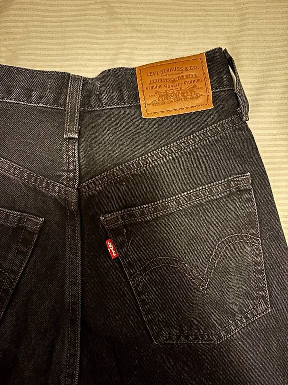 Levi's Jeans: Levis Wide Ribcage Jeans – Usato da Basel venduto da nin_qf9l