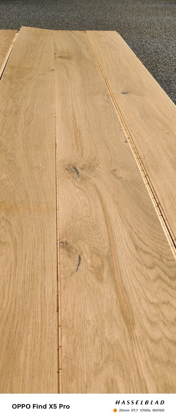 Articoli in legno: Eiche blond versiegelt – Nuovo e nell'imballaggio originale da Zunzgen venduto da Fleksi