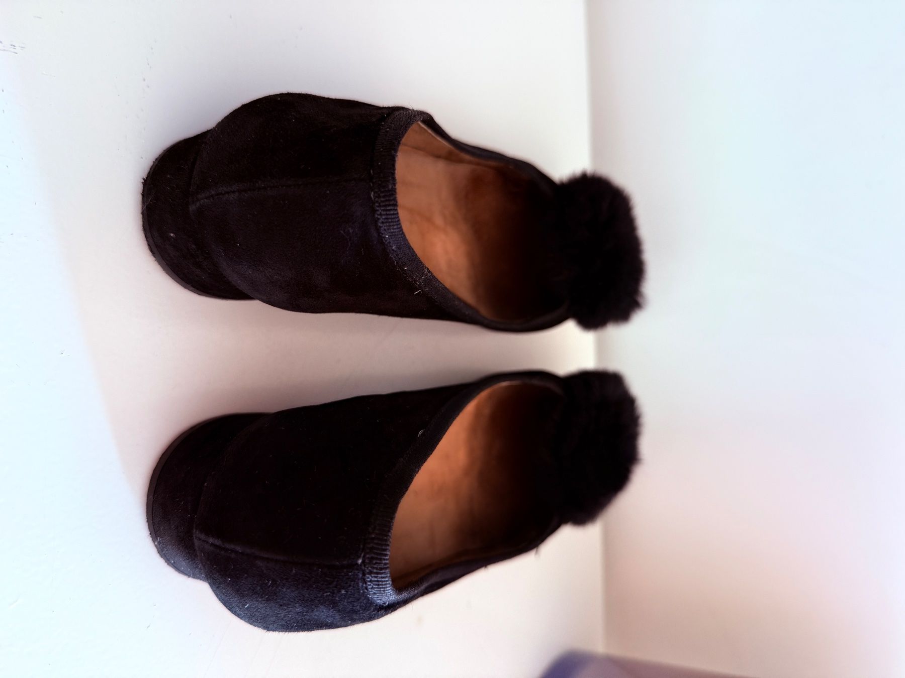 Scarpe da donna: Schwarzer Wildlederballerina, Größe 38 – Usato da Zollikon venduto da JeannetteEgger 1