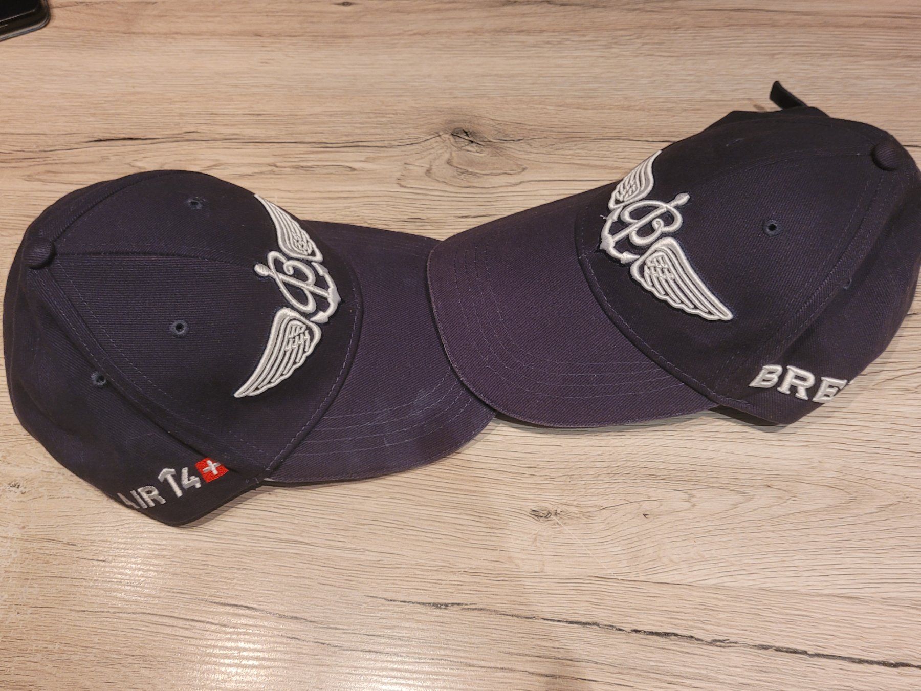 Copricapi, berretti & cappellini: Casquettes Air14 – Usato da Epalinges venduto da ormiga 3
