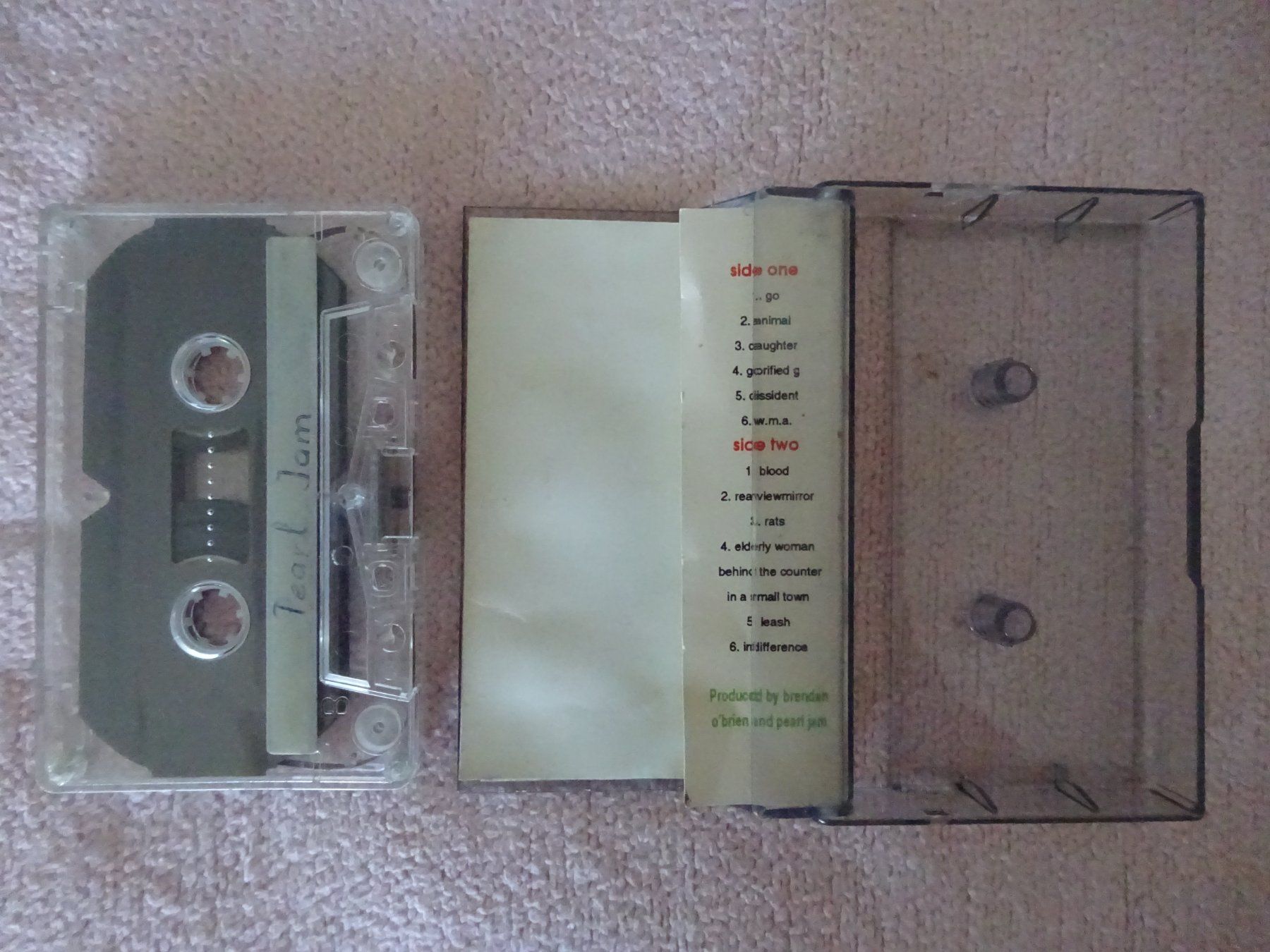 Musicassette: PEARL JAM ** KASETTE – Usato da Luzern venduto da xrayspex99 1