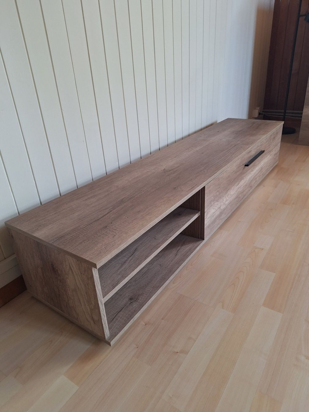 Cassettiere: Schöne Vitrine, Sideboard Nussbaum-Optik, 3 Teile – Usato da Neuenkirch venduto da LarsWaser 2