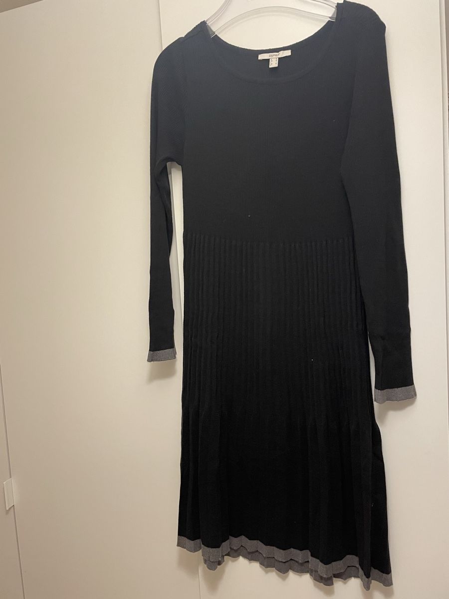 Esprit Vestiti: Schwarzes Strickkleid von Esprit, Grösse M – Usato da Mauren venduto da ste_t6yg