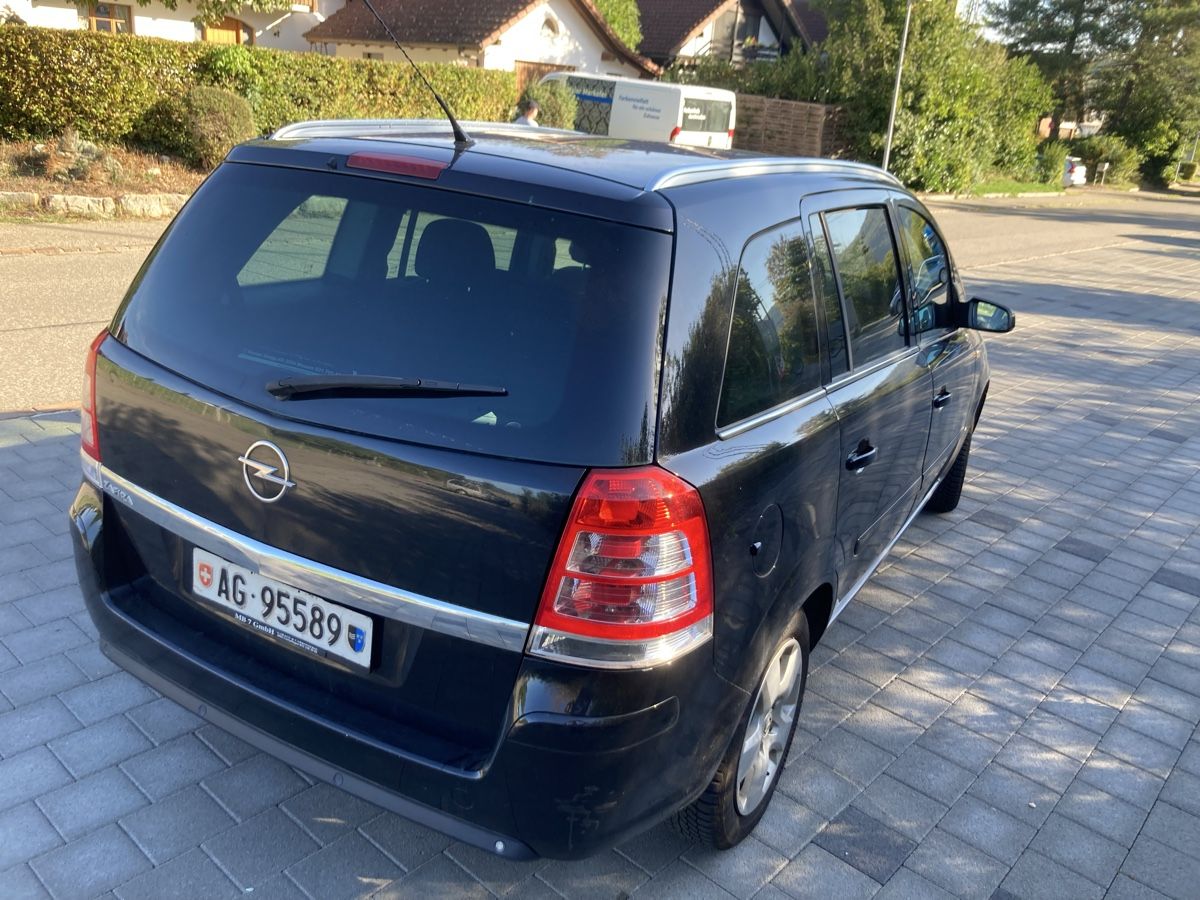 Opel Automobili: Opel Zafira – Usato da Frick venduto da Freiwillig39 1