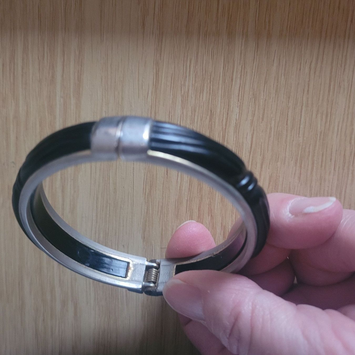Bracciali & Braccialetti: Armreif aus Kenja – Usato da Hondrich venduto da Ebro01 2