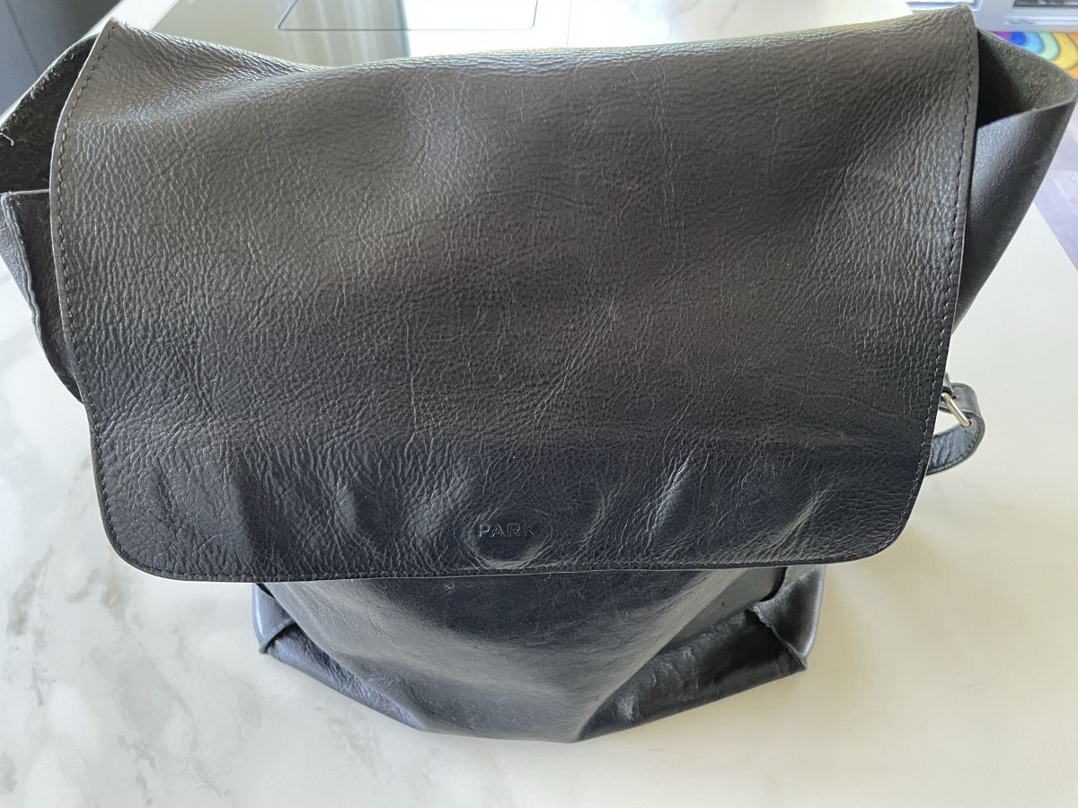 Zaini: Schwarzer Lederrucksack der Marke PARK Bag – Usato da Zollikofen venduto da Prosecco7 1