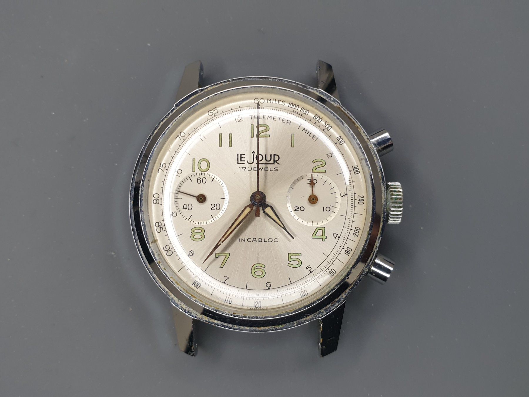 Montres: Le Jour - 37mm – Défectueux à Neyruz FR par Flyback