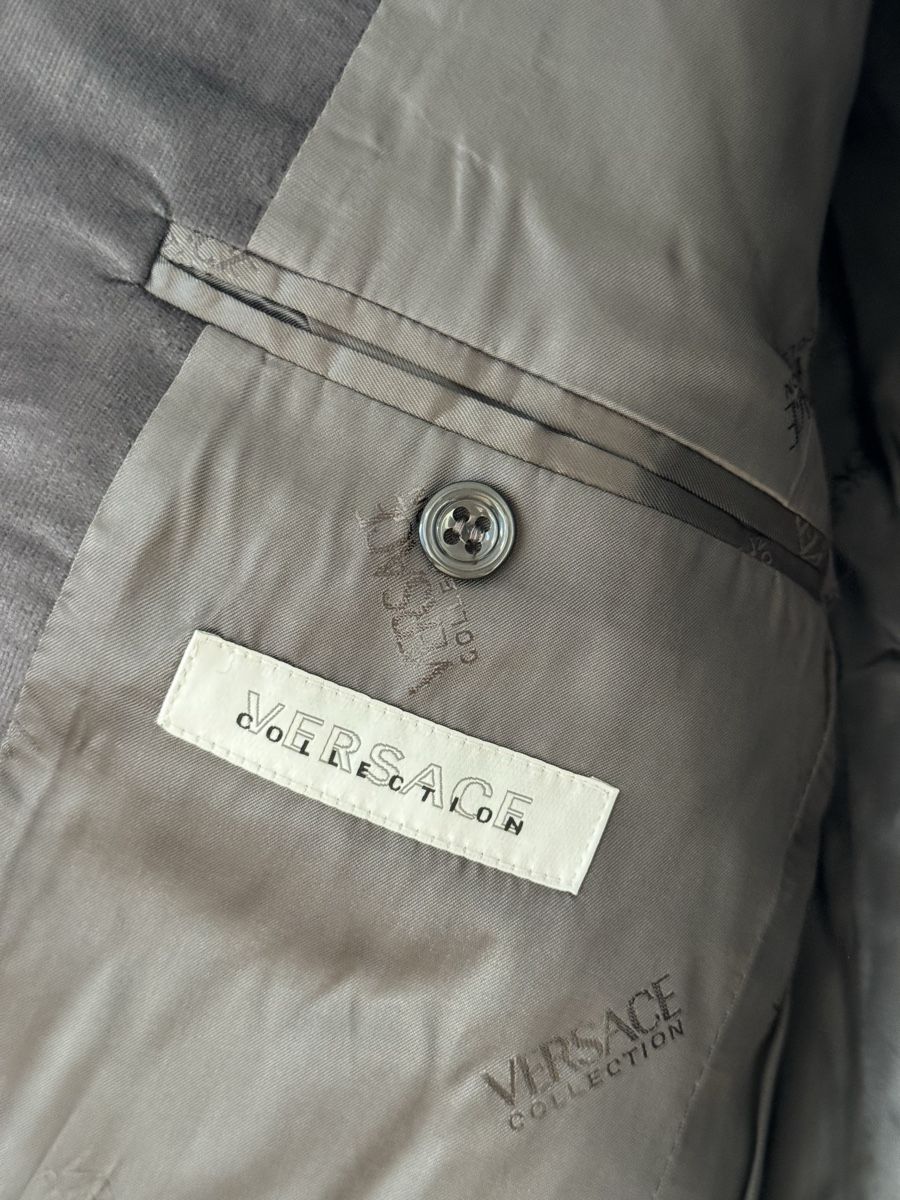 Versace Jacken: Versace Collection Blazer Size 46, Grey Velvet – Neu (gemäss Beschreibung) aus Zürich von Keller110 1