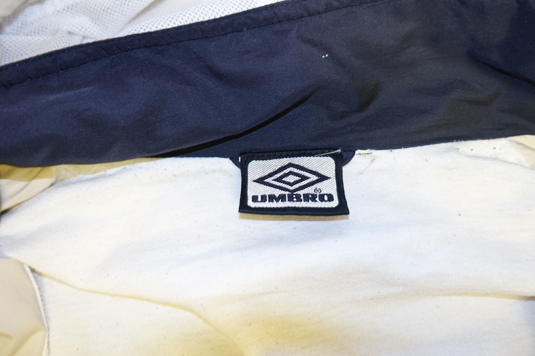 Umbro Giacche: Vintage Windjacke – Usato da Bern venduto da Bija_Secondhand 3