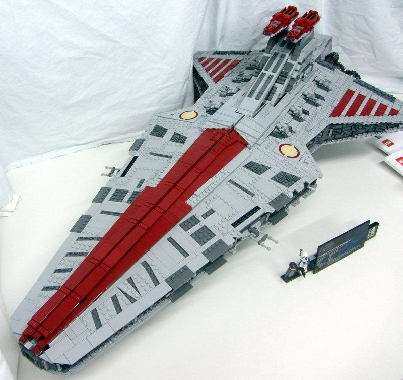 Lego Kit di costruzioni: LEGO Star Wars 75367 "Venator-Class Republic Attack Cruiser – Usato da Kreuzlingen venduto da Han-Solo-68 9
