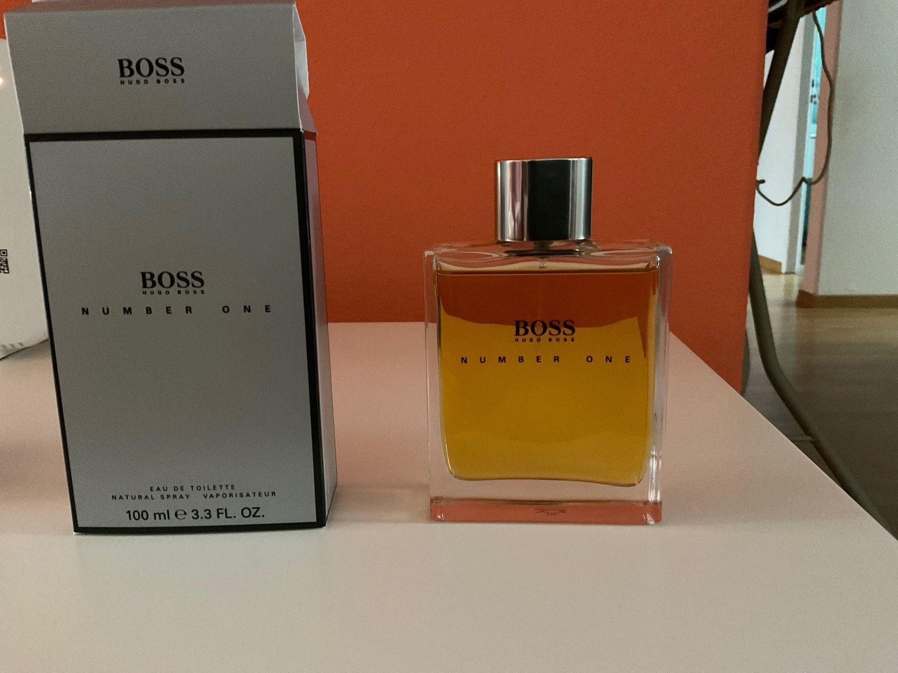 Hugo Boss Profumi & Eau de Toilette: Hugo Boss Number One 100ml – Nuovo e nell'imballaggio originale da Greifensee venduto da Passarelle 1