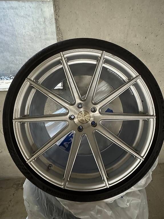 BMW Pneus & Roues: Bmw X5 e70 Komplettradsatz – D'occasion à Hausen AG par Robiir32 1