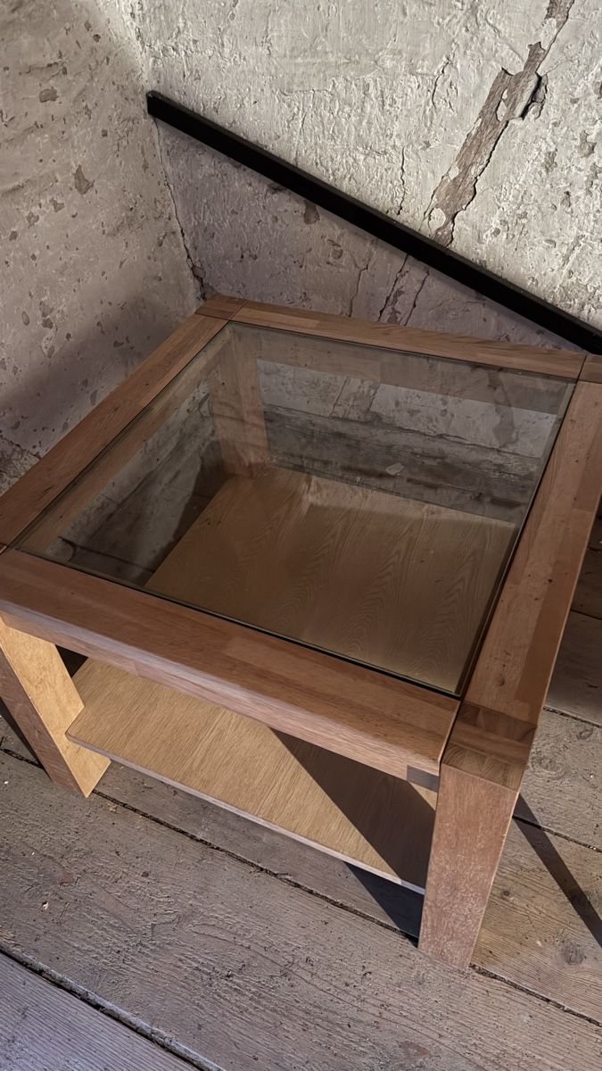 Tavoli: Couchtisch Holz Glas mit Ablage – Usato da Flawil venduto da mimi_96