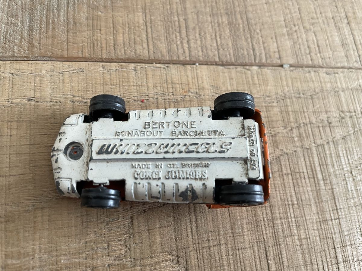 Corgi Toys Voitures modèles: Corgi by Juniors Bertone Rundabout Barchetta  – D'occasion à Frauenfeld par Challenger77 3