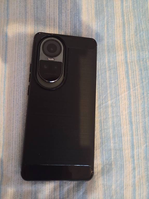 Oppo Handys / Smartphones: Oppo Reno 10 Pro 5G – Gebraucht aus Dietikon von Nikola 4