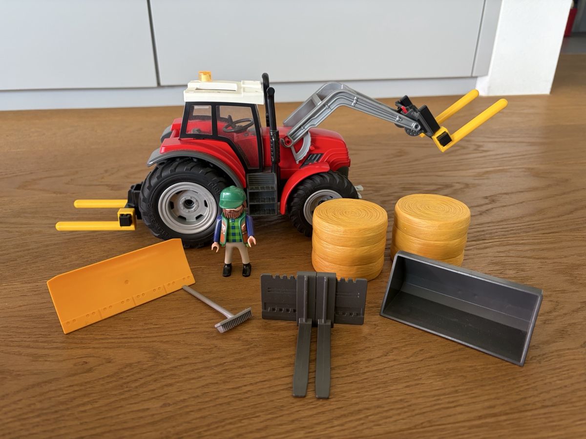 Playmobil Jouets: Playmobil Traktor  – D'occasion à Sarmenstorf par LioWe